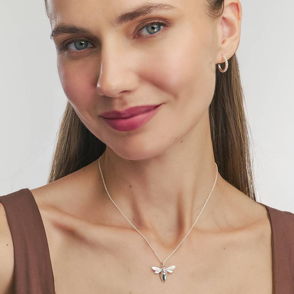 Bee Pendant Necklace in Silver Finish-2 Bee Pendant Necklace in Silver Finish-2 product photo