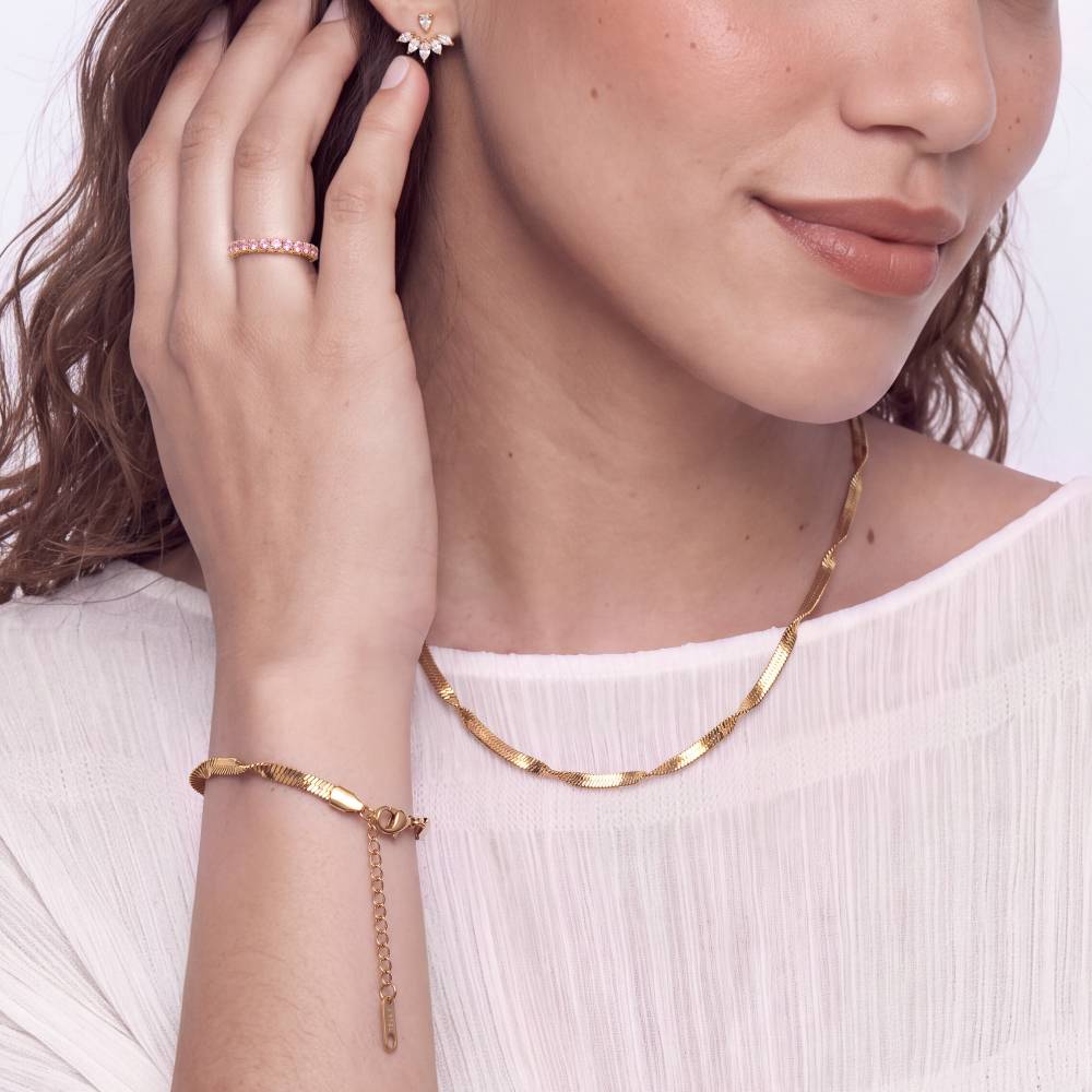 Effortless Twist Snake Chain Necklace in Gold Plating-4 product photo