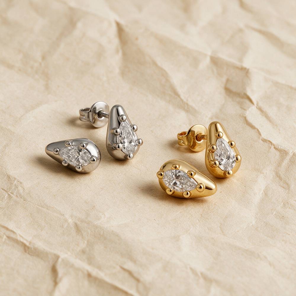 No. 3 Pear 0.30CT Diamond Stud Earrings in Gold-3 product photo