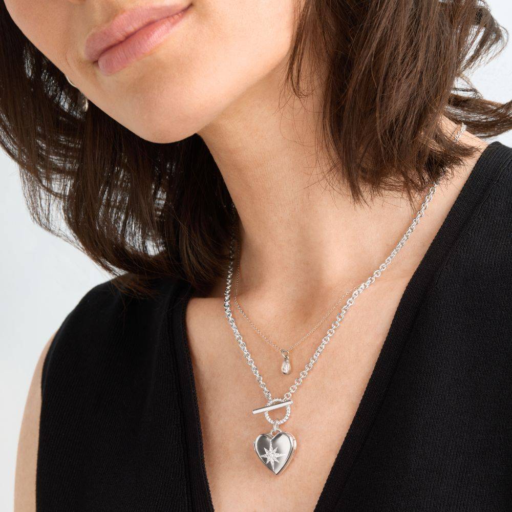 Stella Heart Photo Locket in Silver Finish-4 Stella Heart Photo Locket in Silver Finish-4 product photo