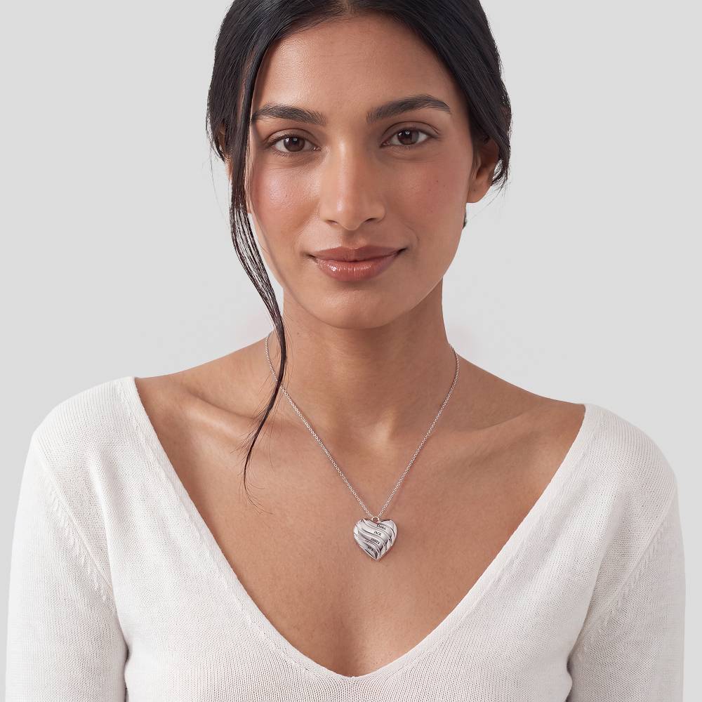 The Sweet Love Heart Necklace in Silver-2 product photo