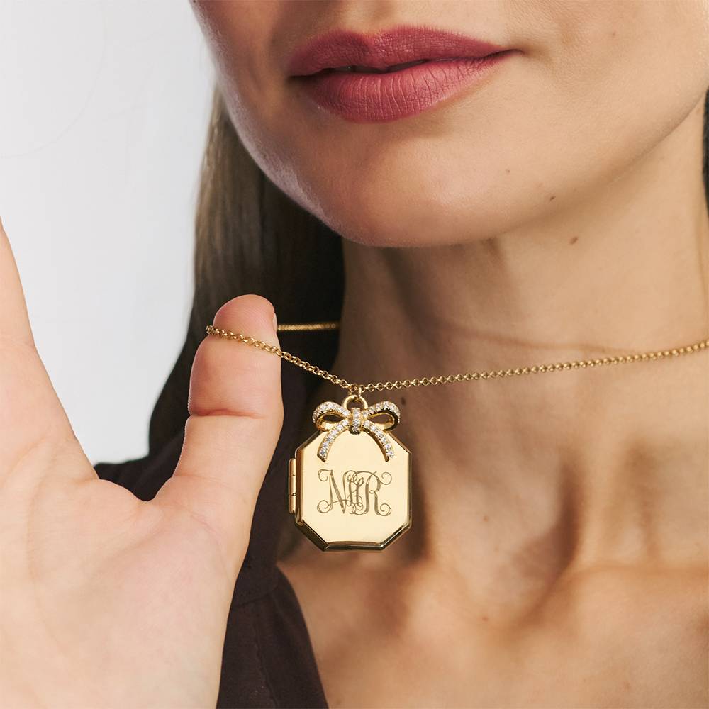 Wrapped With Love Photo Locket in Vermeil-2 product photo