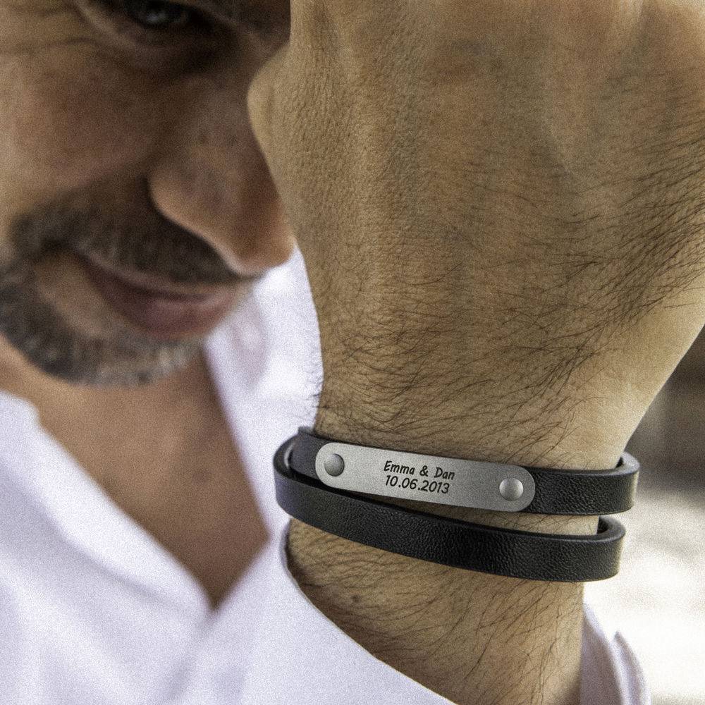 Black Leather Bracelet with Engraved Bar in Stainless Steel-4 product photo